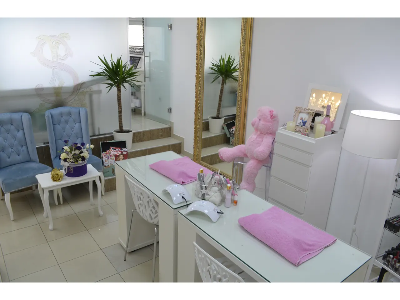 Nega i lepota FRIZERSKO - KOZMETIČKI & MAKE UP STUDIO L ARTE
